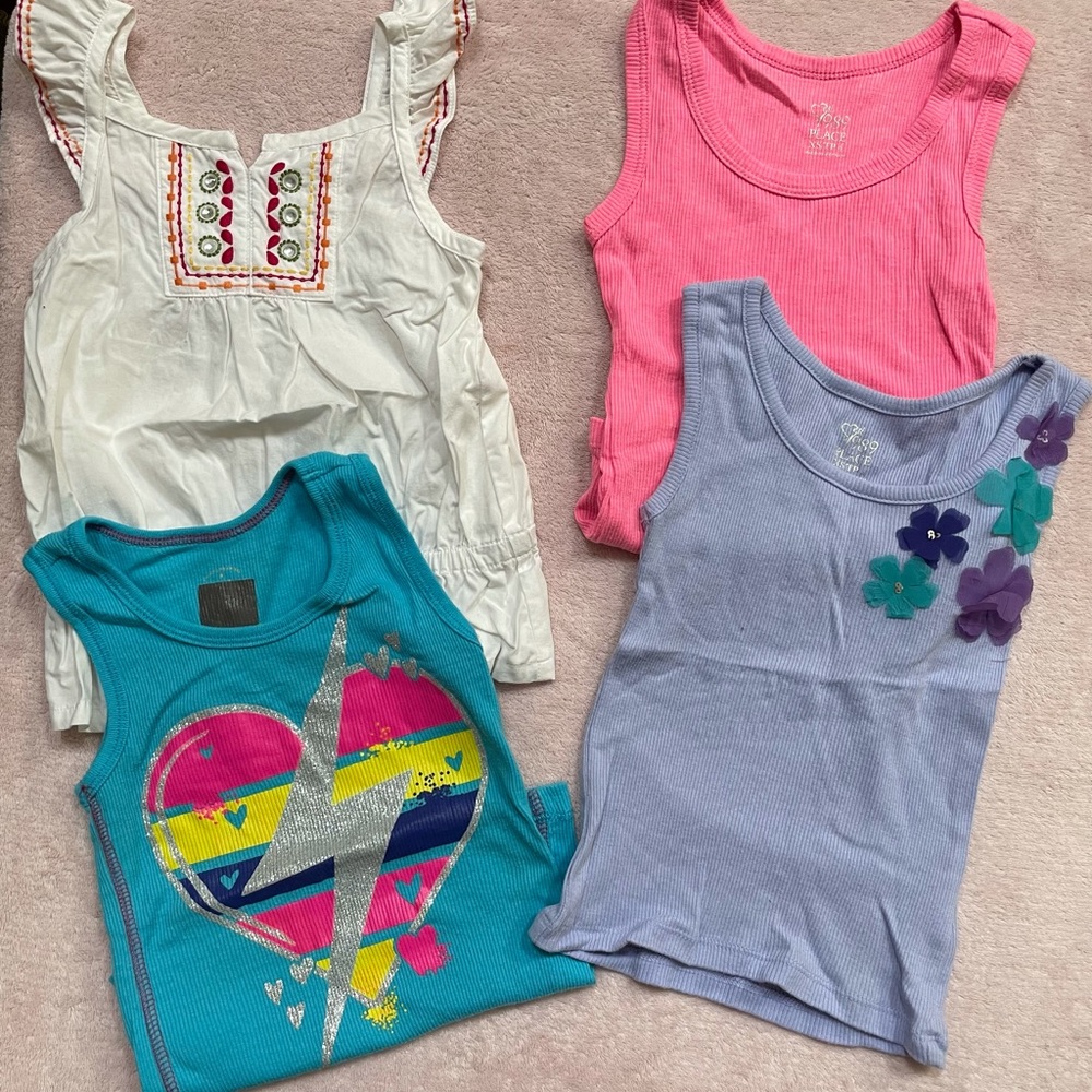 Girls tanks size 4